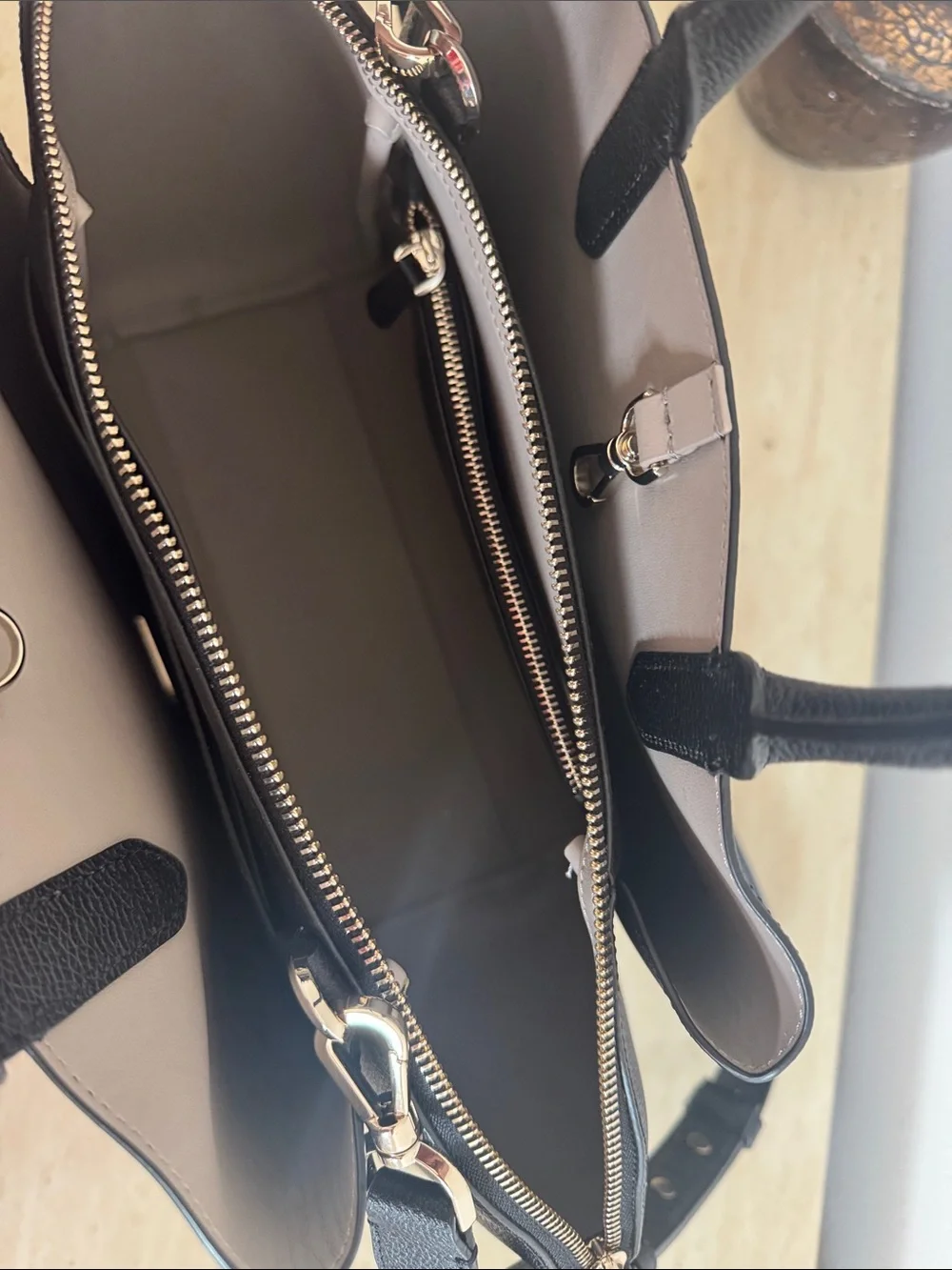 kate spade structured pebbled